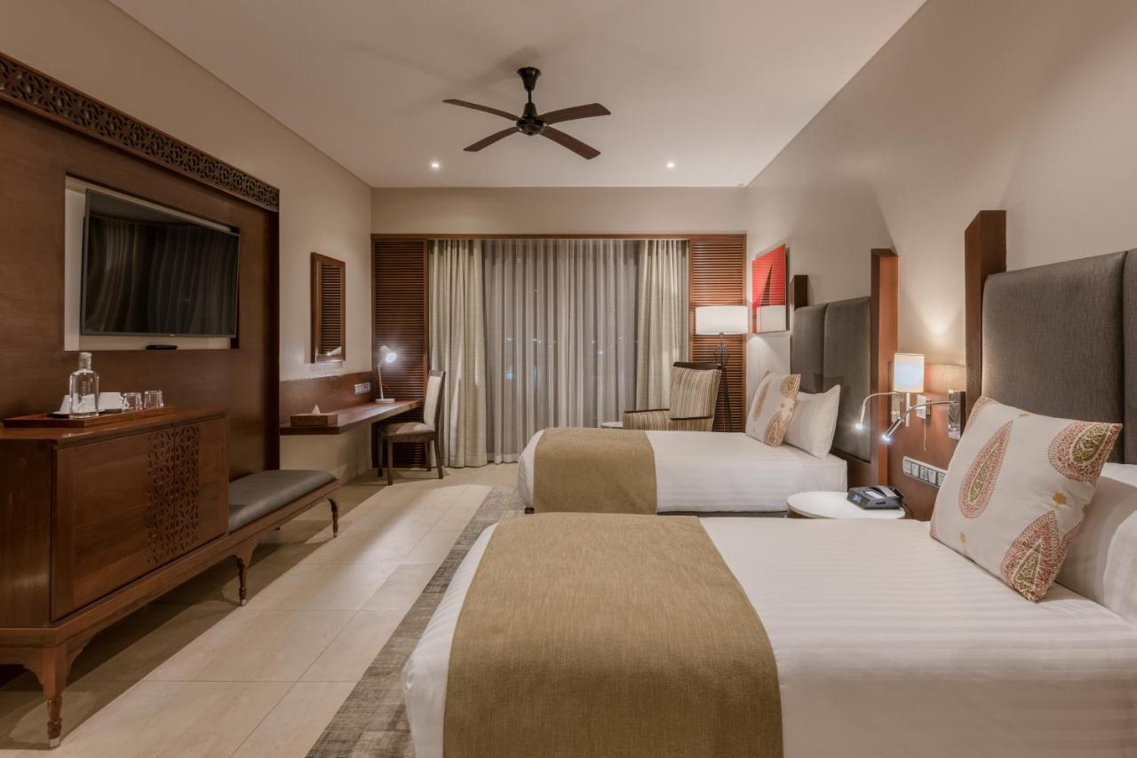 - Azam Luxury Resort&spa