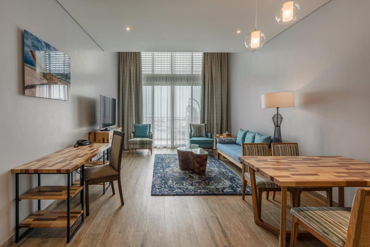 Hotel - Azam Luxury And - Dry